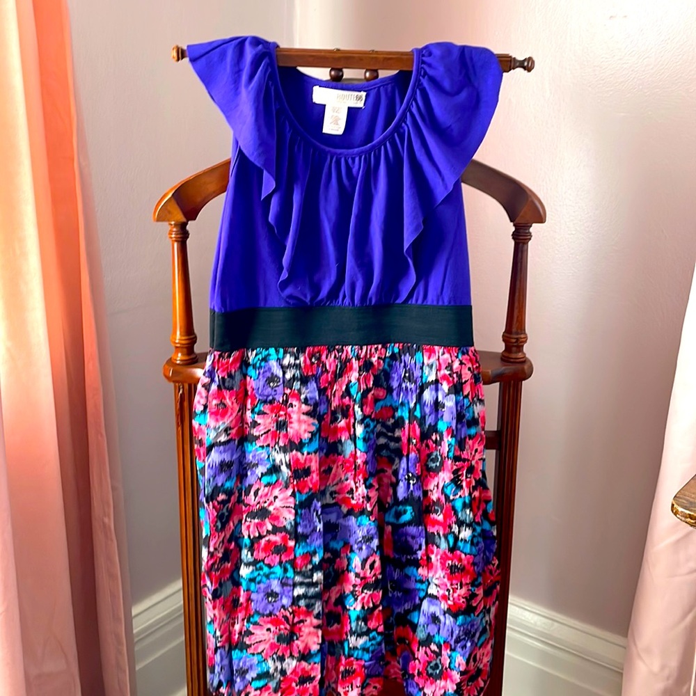 Cute cotton floral dress - fits girls 14/16 or ladies size 2
